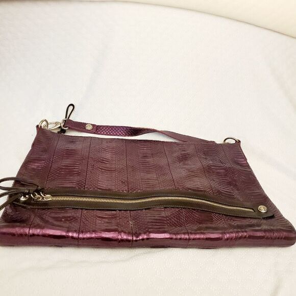 Cocomojo Purple Leather Zipper Bag - Picture 3 of 15